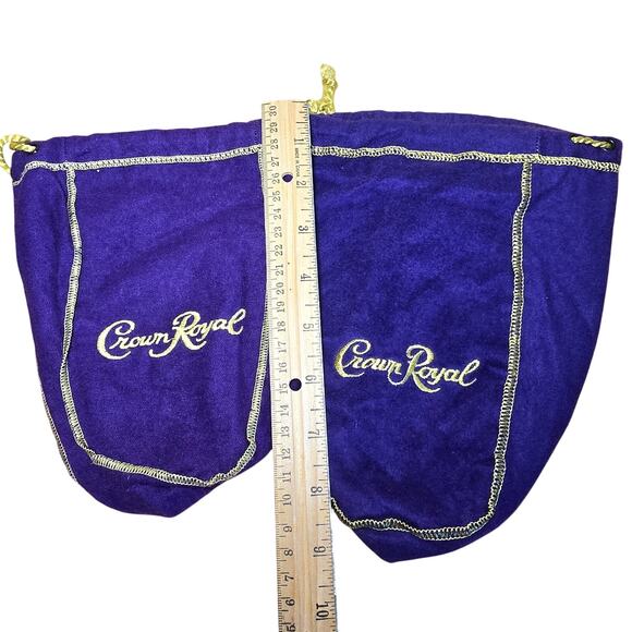 Lot of 4 Crown Royal Bags, 2 Sizes Purple, One Green, One Black, All Excellent - Picture 3 of 8